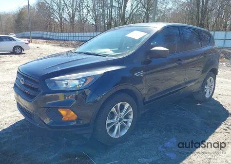 2019 Ford Escape S z USA, uszkodzony, nr VIN 1FMCU0F79KUB45714
